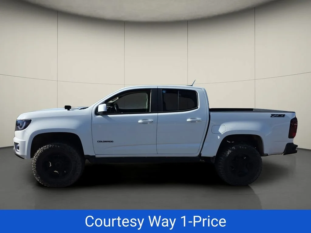 Used 2016 SUMMIT WHITE Chevrolet 4WD Z71 image 6