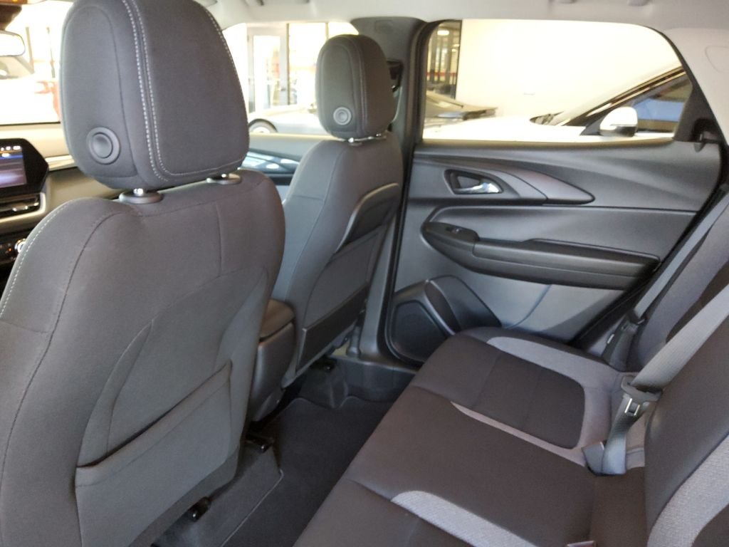 Used 2025 Gray Chevrolet LT image 19