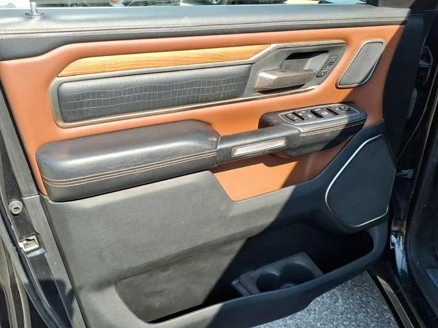 Used 2019 Black Ram Laramie Longhorn image 33