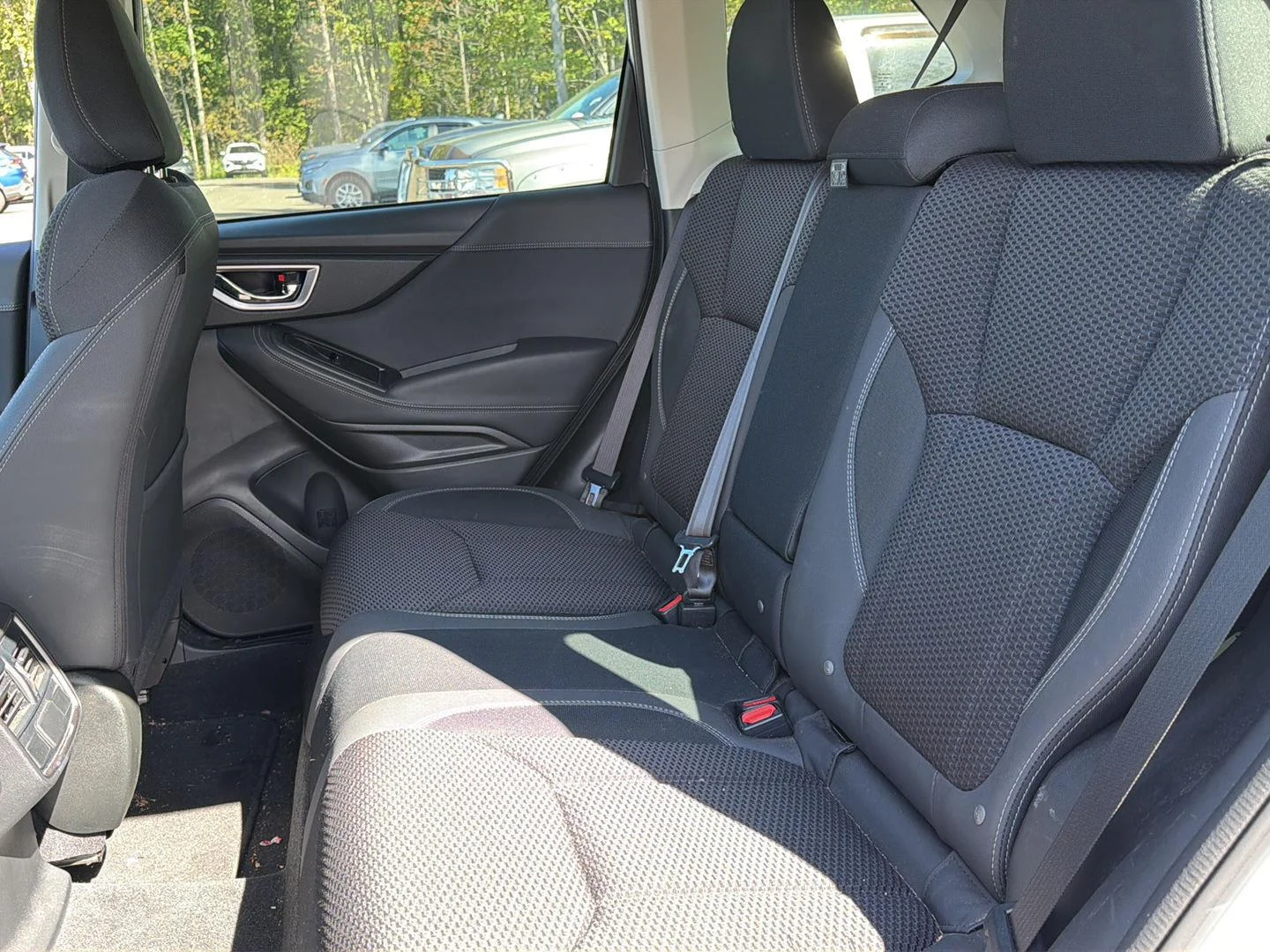 Used 2023 Ice Silver Metallic Subaru Premium image 15