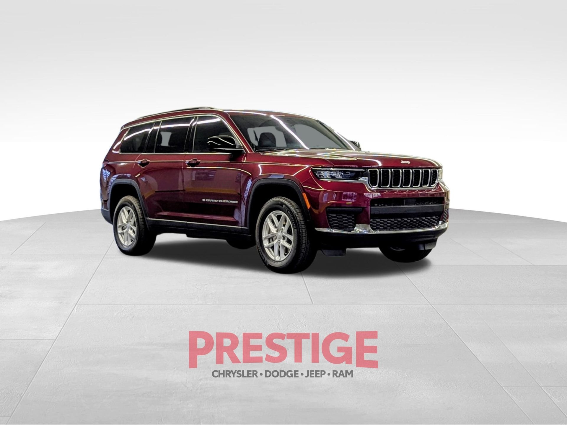 New 2026 Velvet Red Pearl-Coat Exterior Paint Jeep Laredo image 3