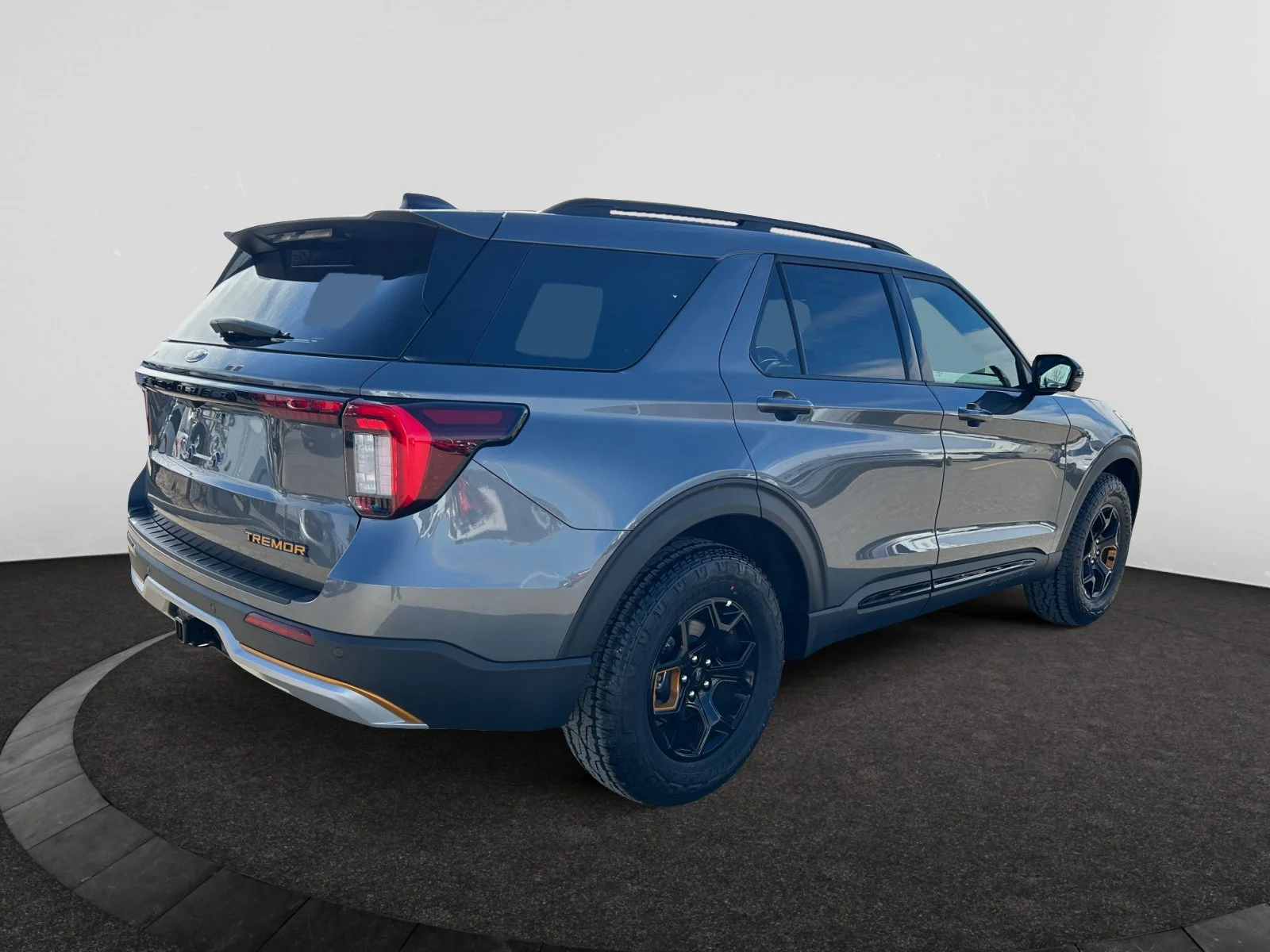 New 2026 Carbonized Grey Metallic Ford Tremor image 5