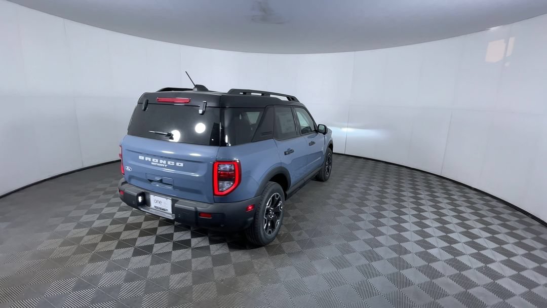 Used 2026 Azure Gray Metallic Ford Outer Banks image 8