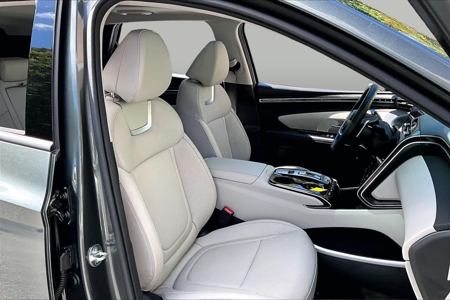 Used 2024 Amazon Gray Hyundai Limited image 9