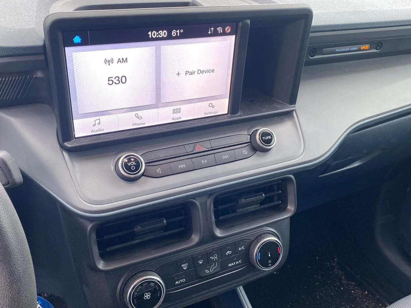 Used 2022 Cactus Green / Gray Ford XL image 4