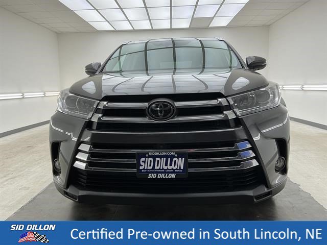Used 2018 Predawn Gray Mica Toyota Limited Platinum image 2