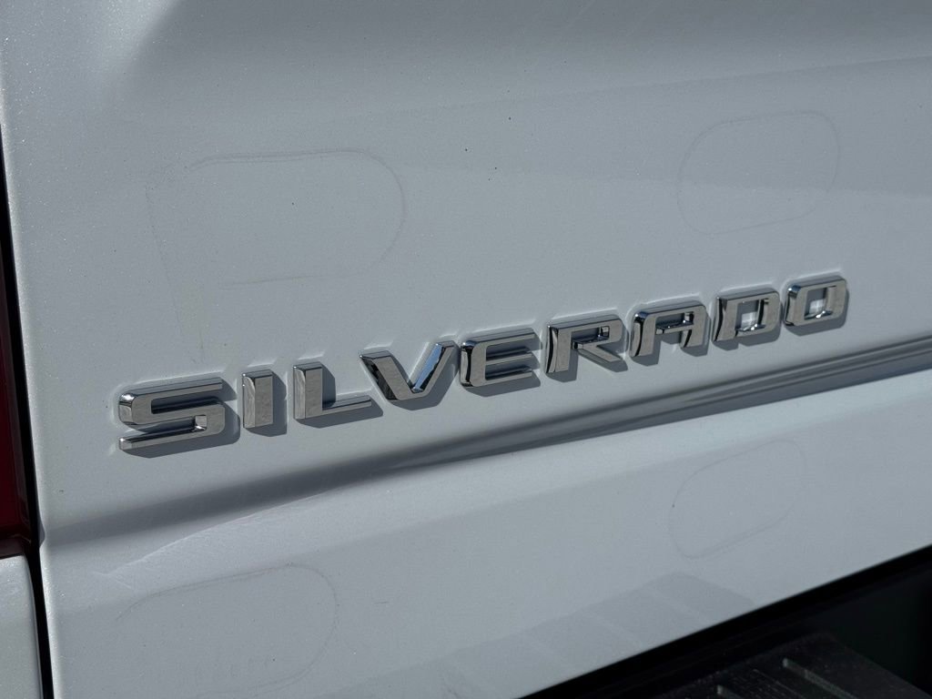 2026 Chevrolet Silverado 1500 LTZ - Photo 14