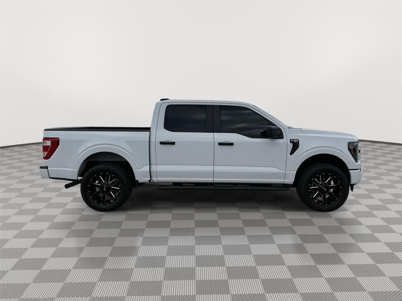 Used 2021 Oxford White Ford XL image 10