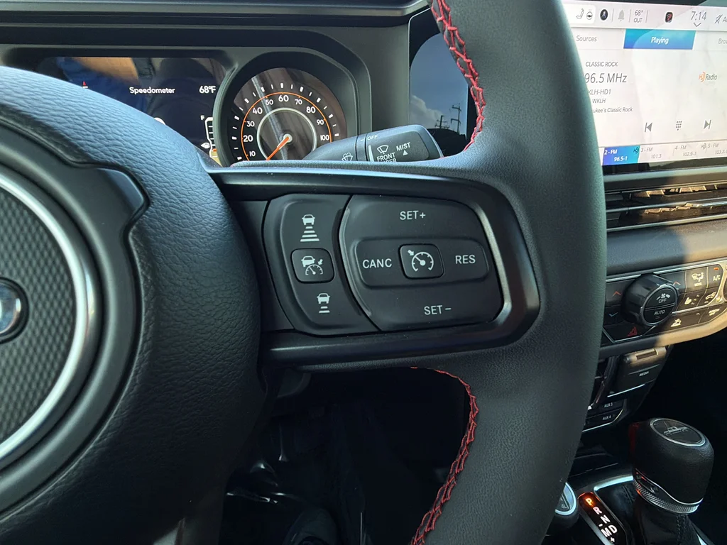 Used 2024 White Jeep Rubicon image 23