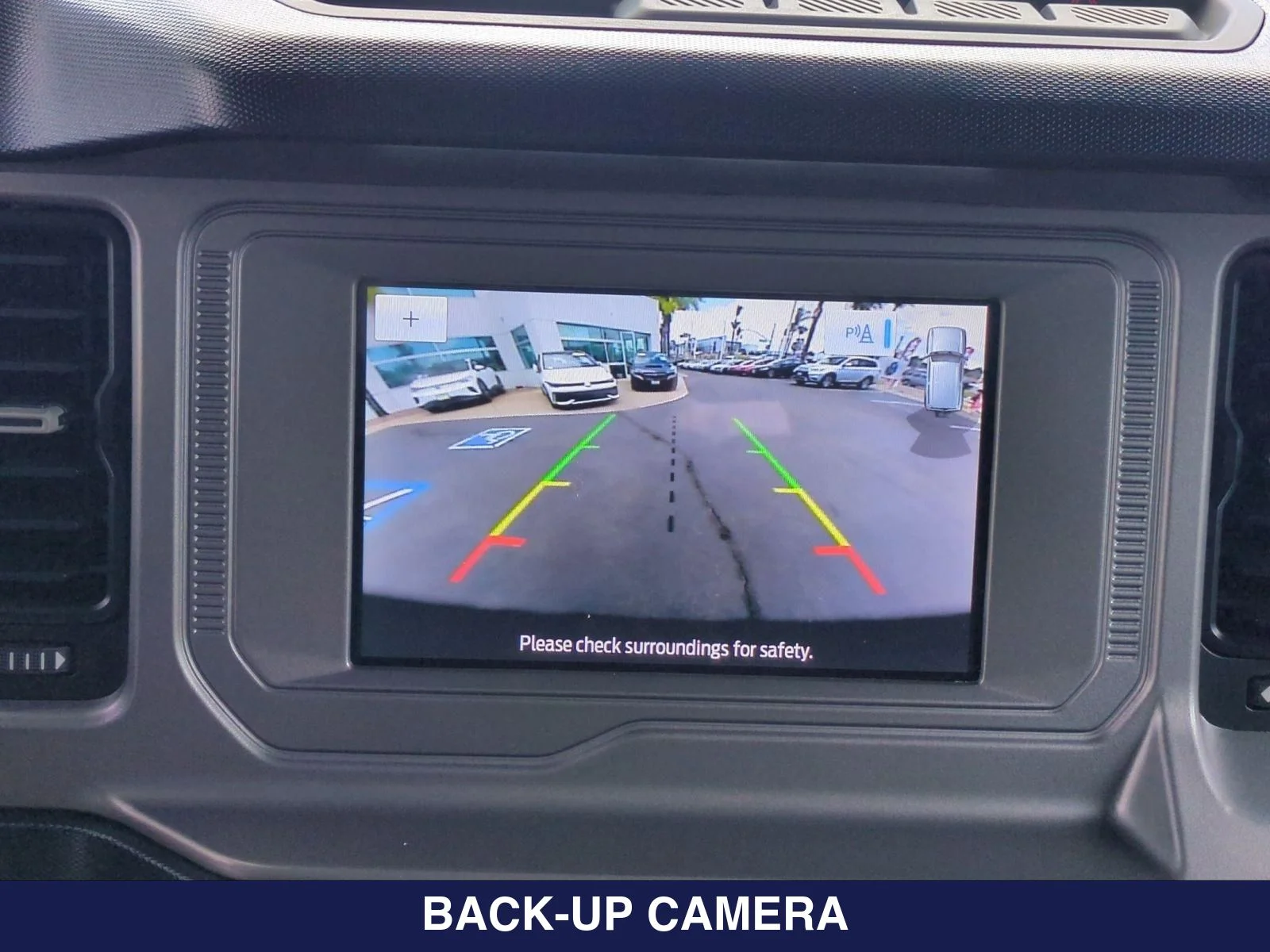 2023 Ford Bronco 4-Door Outer Banks - Photo 22
