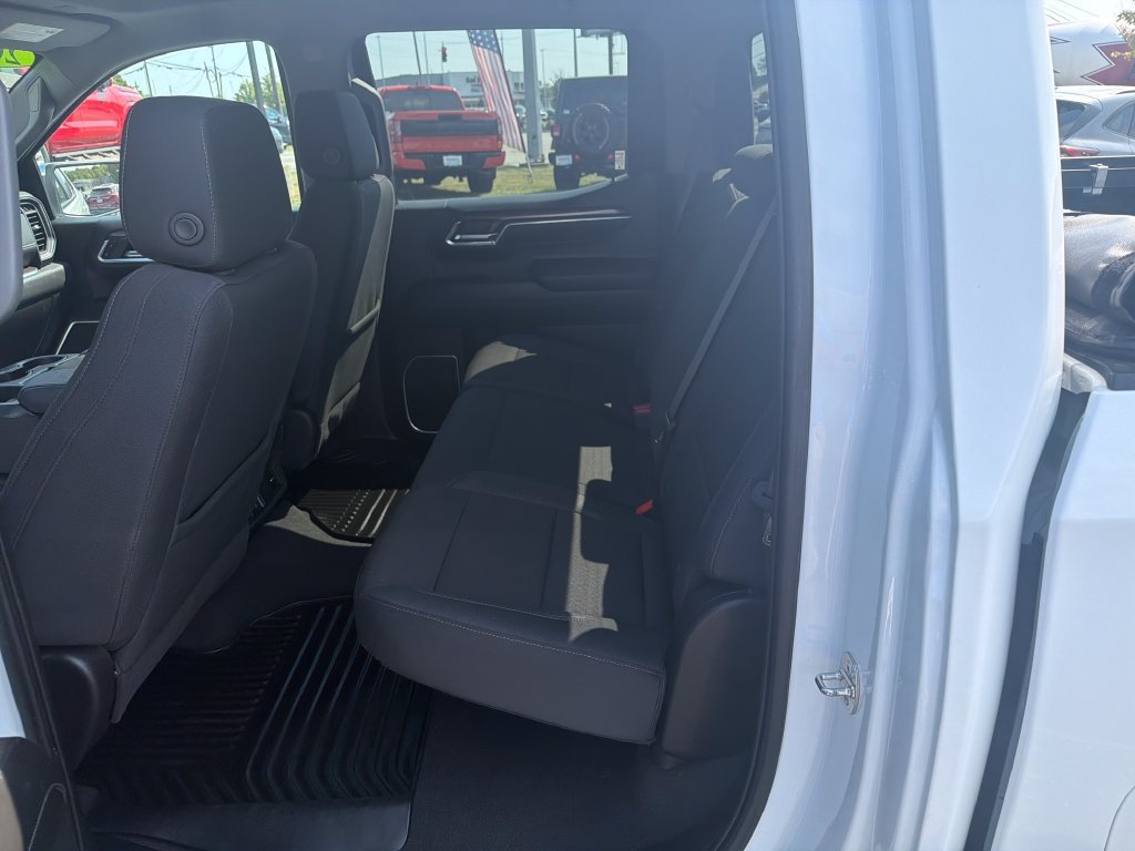 Used 2024 White Chevrolet LT image 14