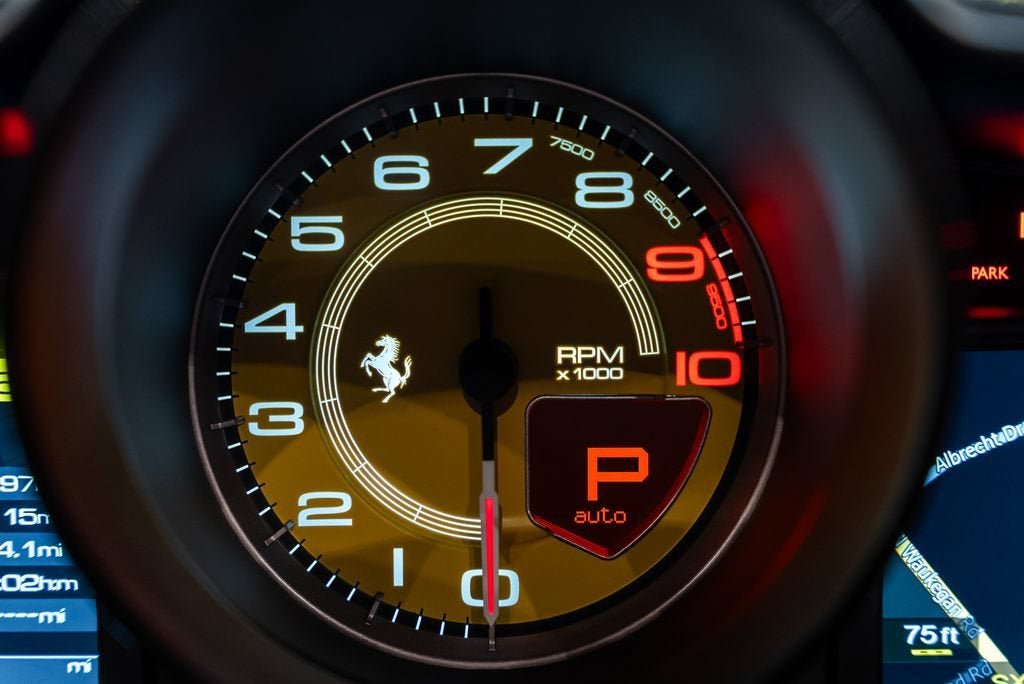 Certified Used 2015 Bianco Avus Ferrari Speciale Aperta image 33