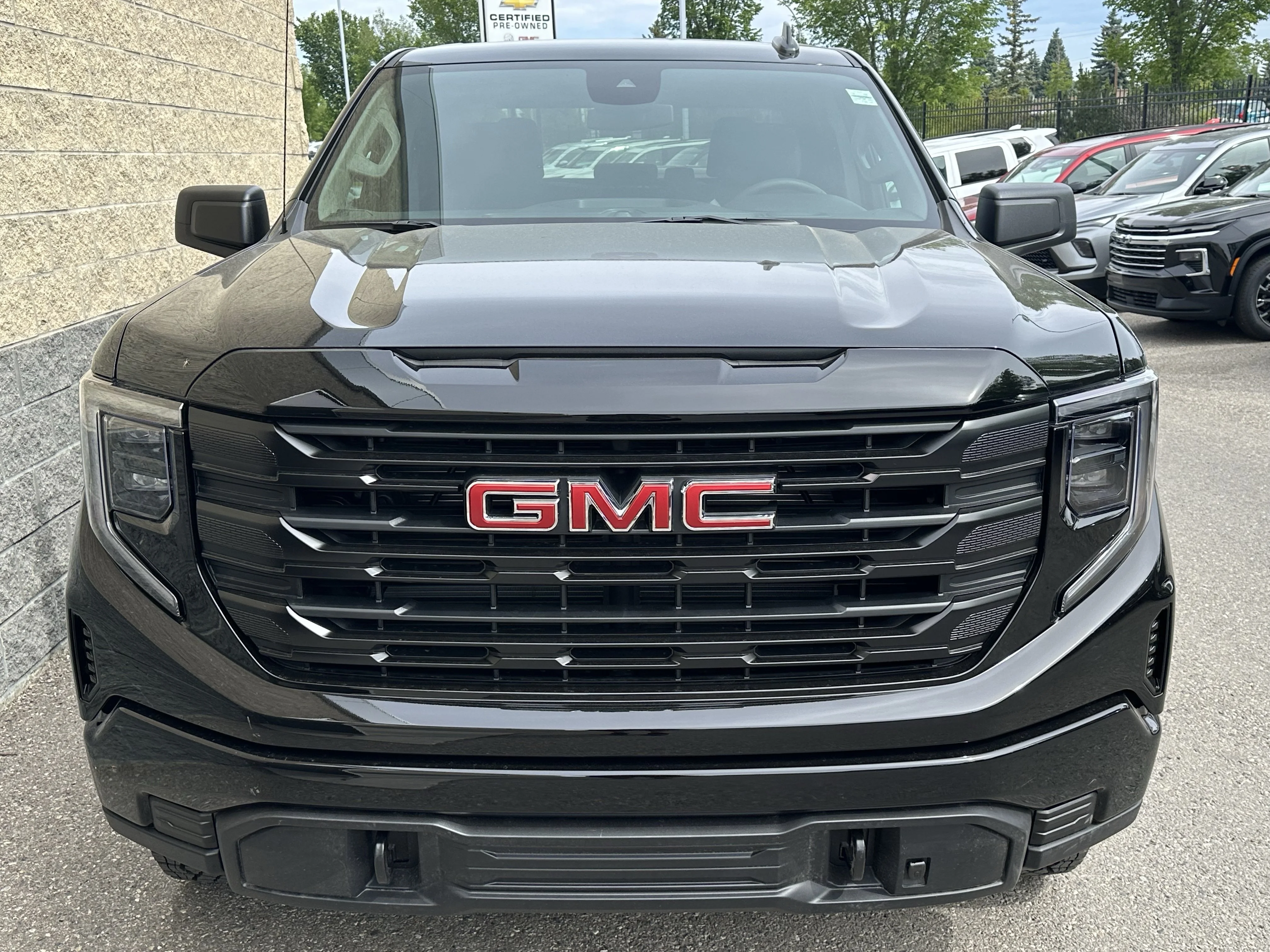 New 2026 Onyx Black GMC Pro image 2