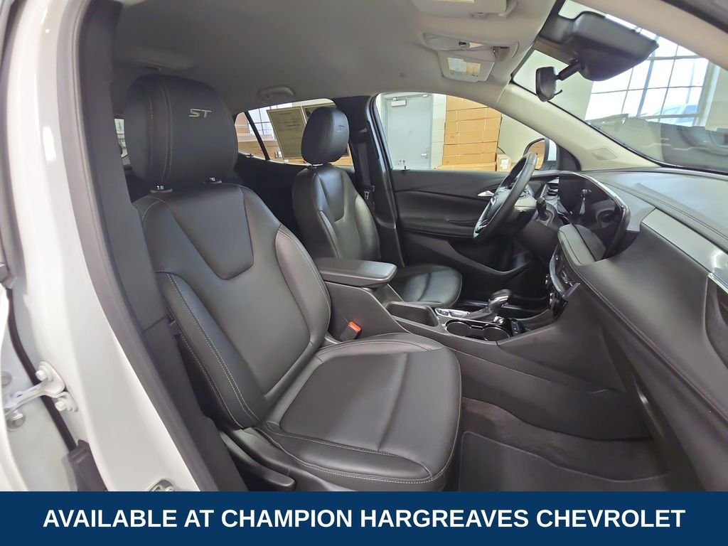 Used 2024 Summit White Buick Sport Touring image 36