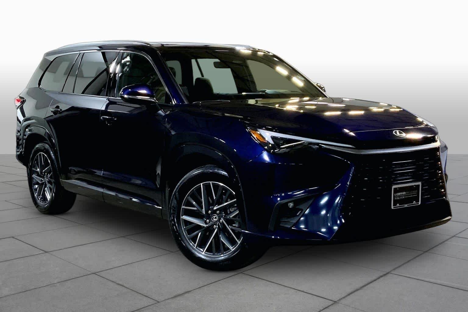 Used 2025 Nightfall Mica Lexus Premium image 3