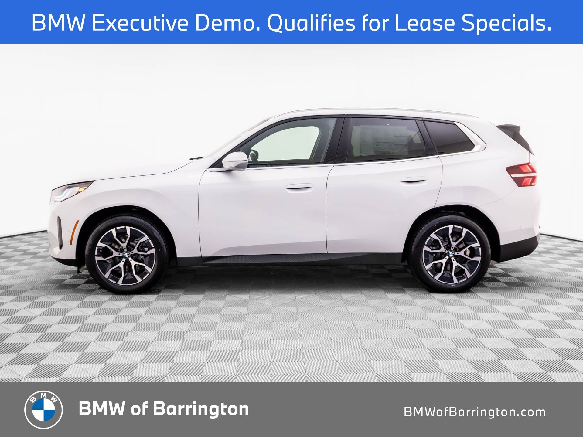 New 2026 Alpine White BMW 30 xDrive image 2