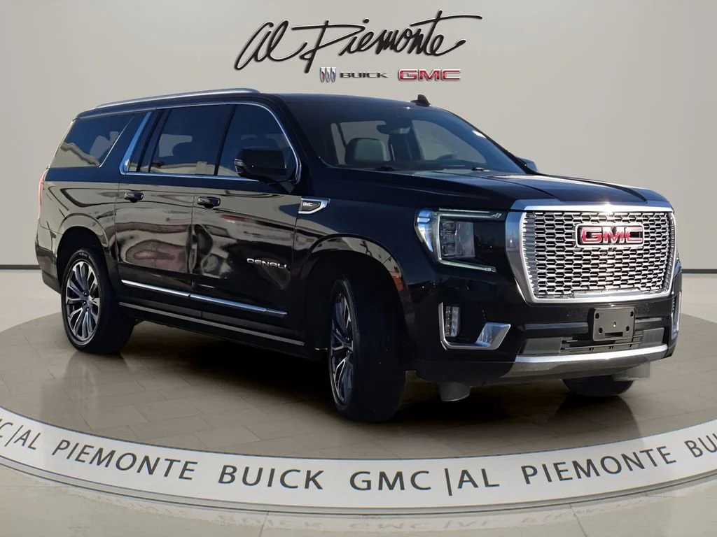 2021 GMC Yukon Denali AWD's photo