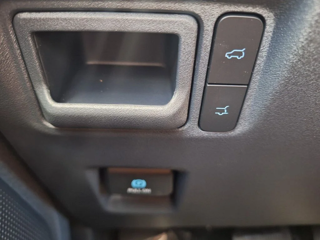 New 2027 Dark Matter Gray Metallic Ford MAX Active image 16