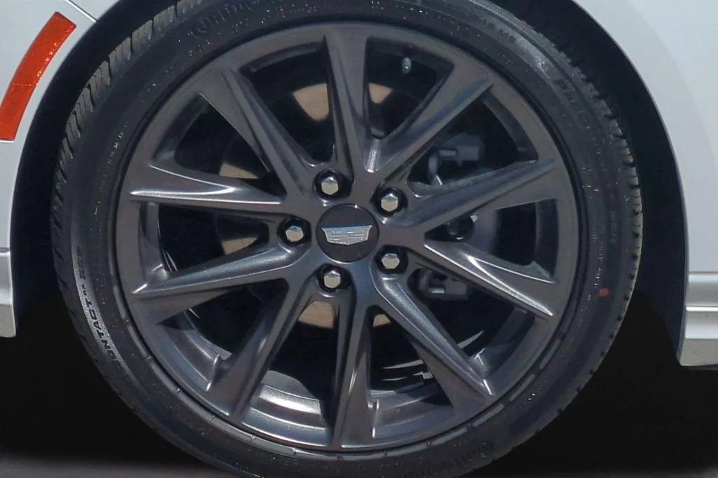 Used 2025 Summit White Cadillac Sport image 20