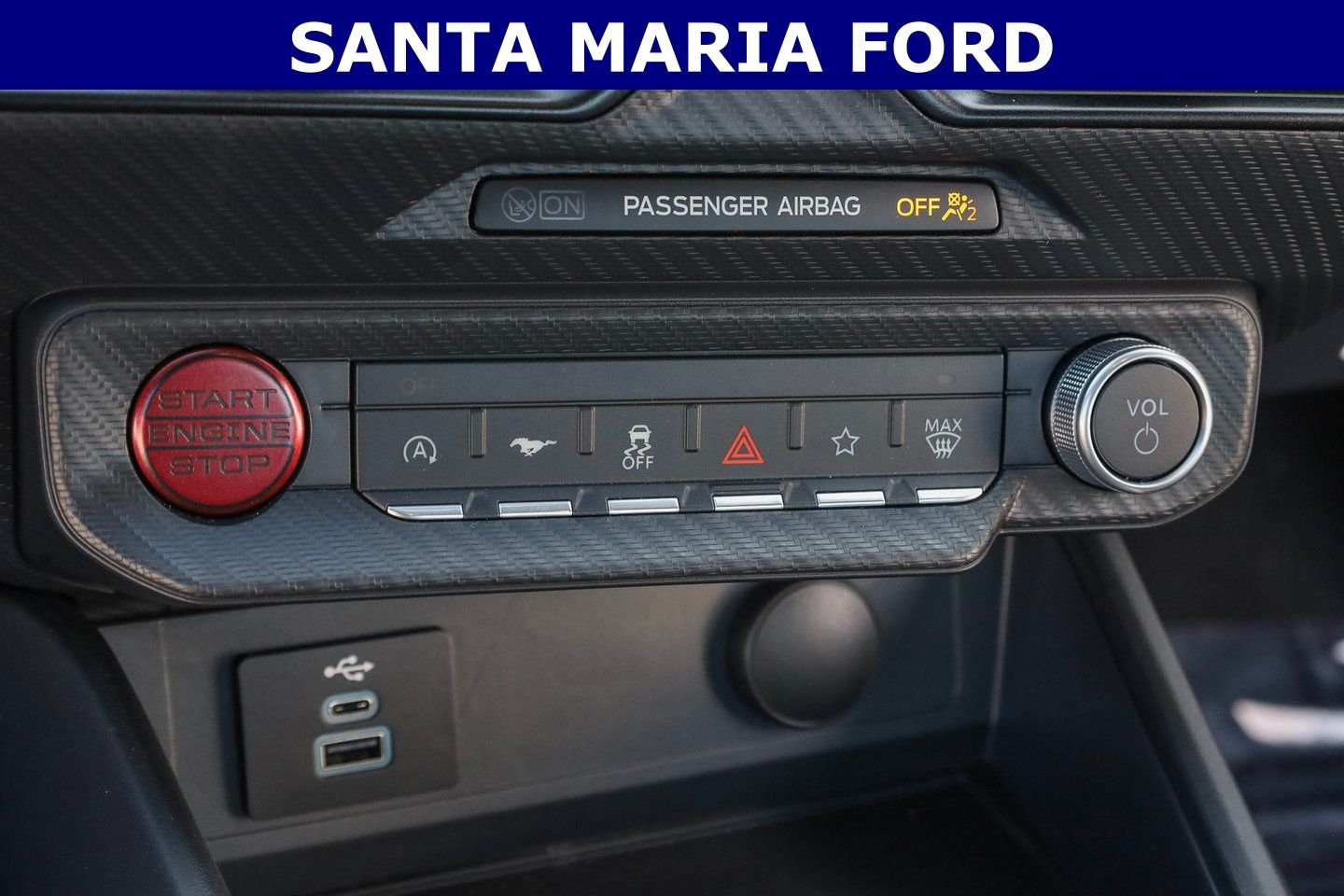 2025 Ford Mustang EcoBoost Fastback - Photo 17