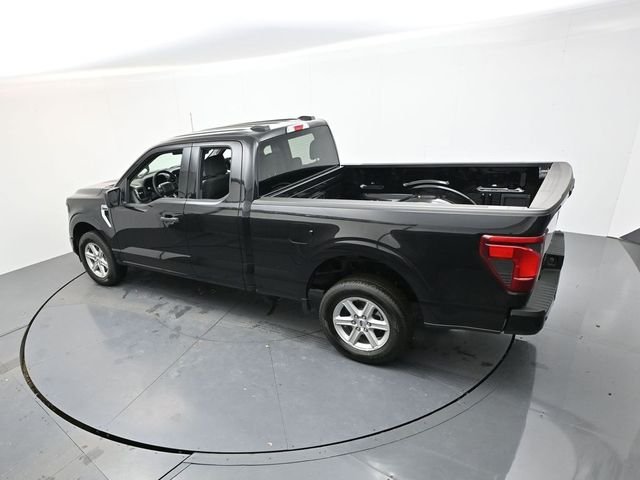 New 2026 Black Ford XLT image 22