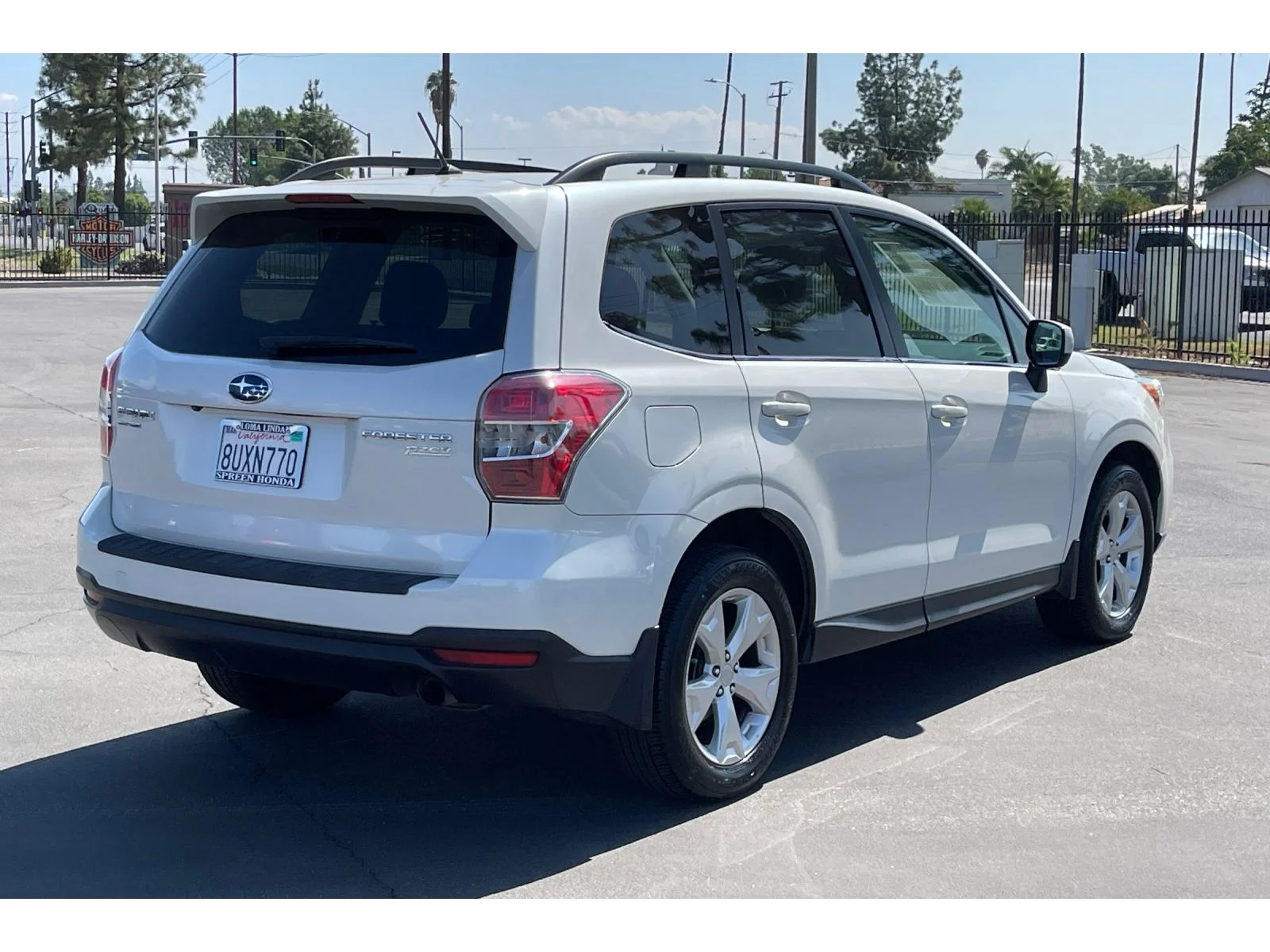 Used 2015 Satin White Pearl Subaru 2.5i Limited image 6
