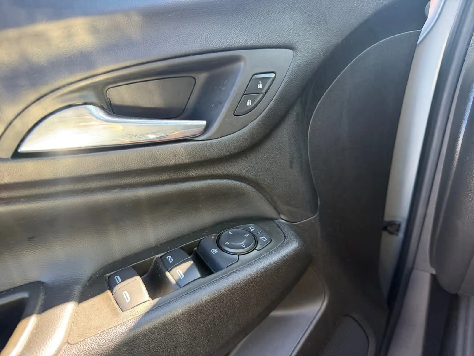 Used 2023 Sterling Gray Metallic Chevrolet LT image 30
