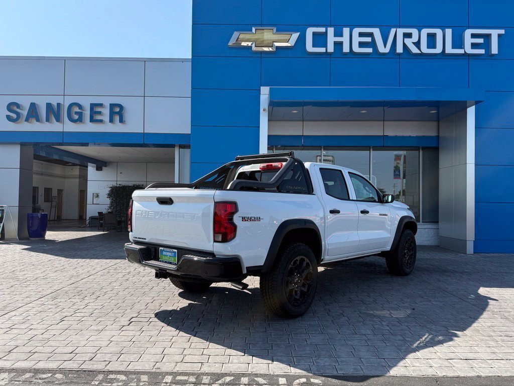 2026 Chevrolet Colorado Trail Boss - Photo 8