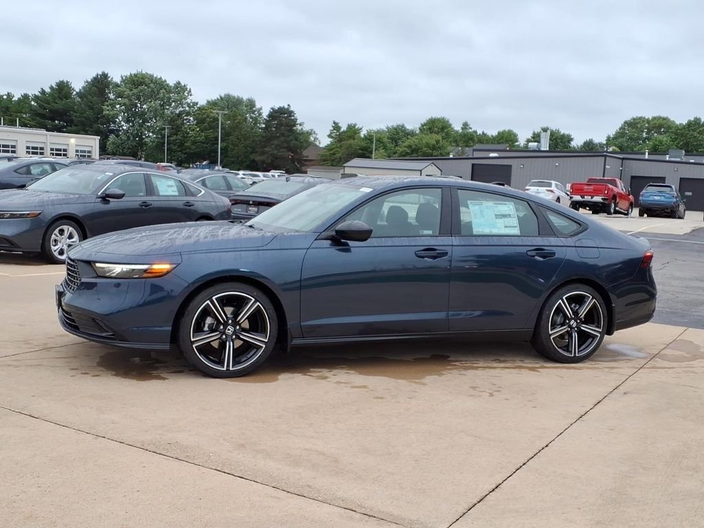 New 2026 Canyon River Blue Honda SE image 2
