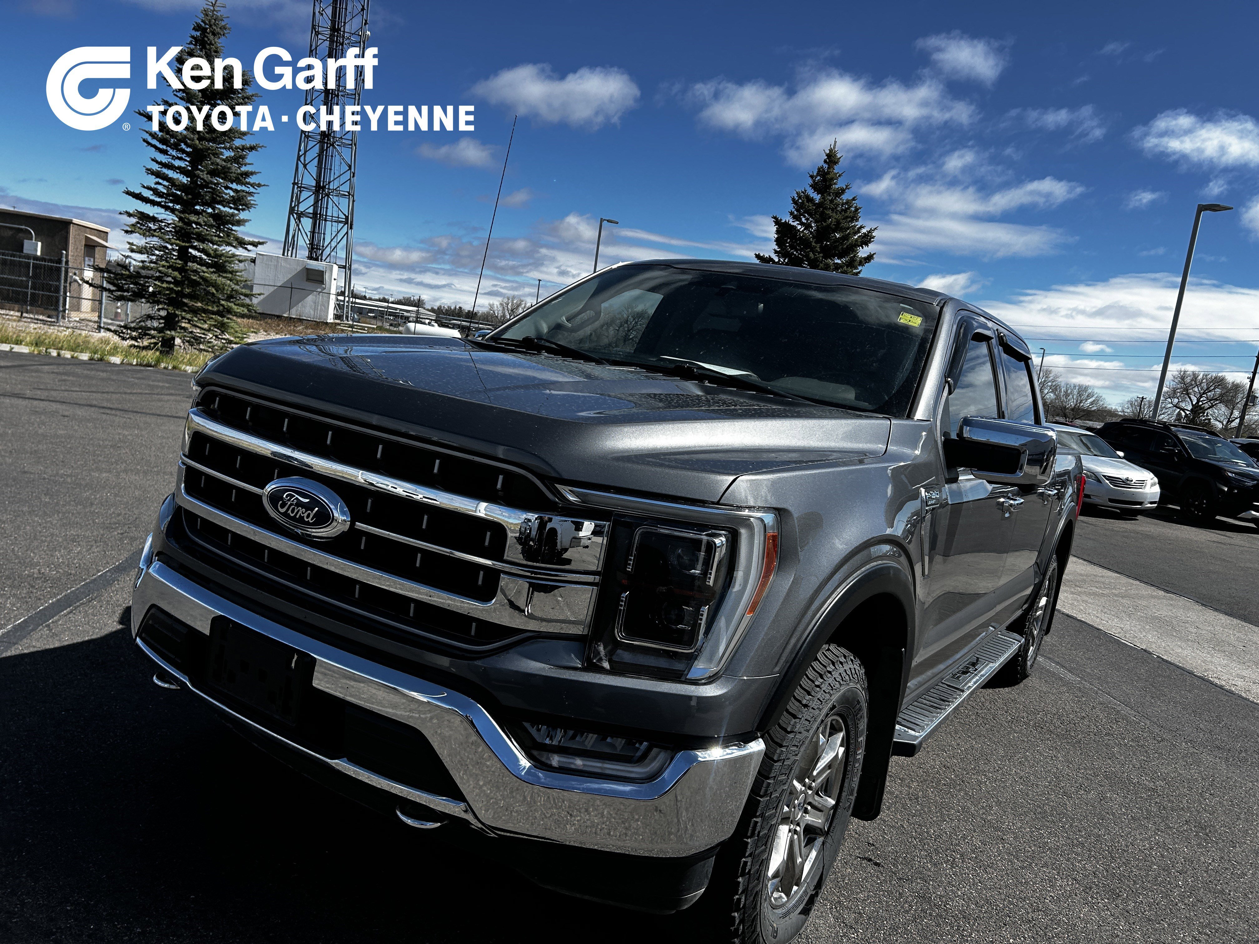 2021 Ford F-150 Lariat 4x4 SuperCrew 145 in's photo