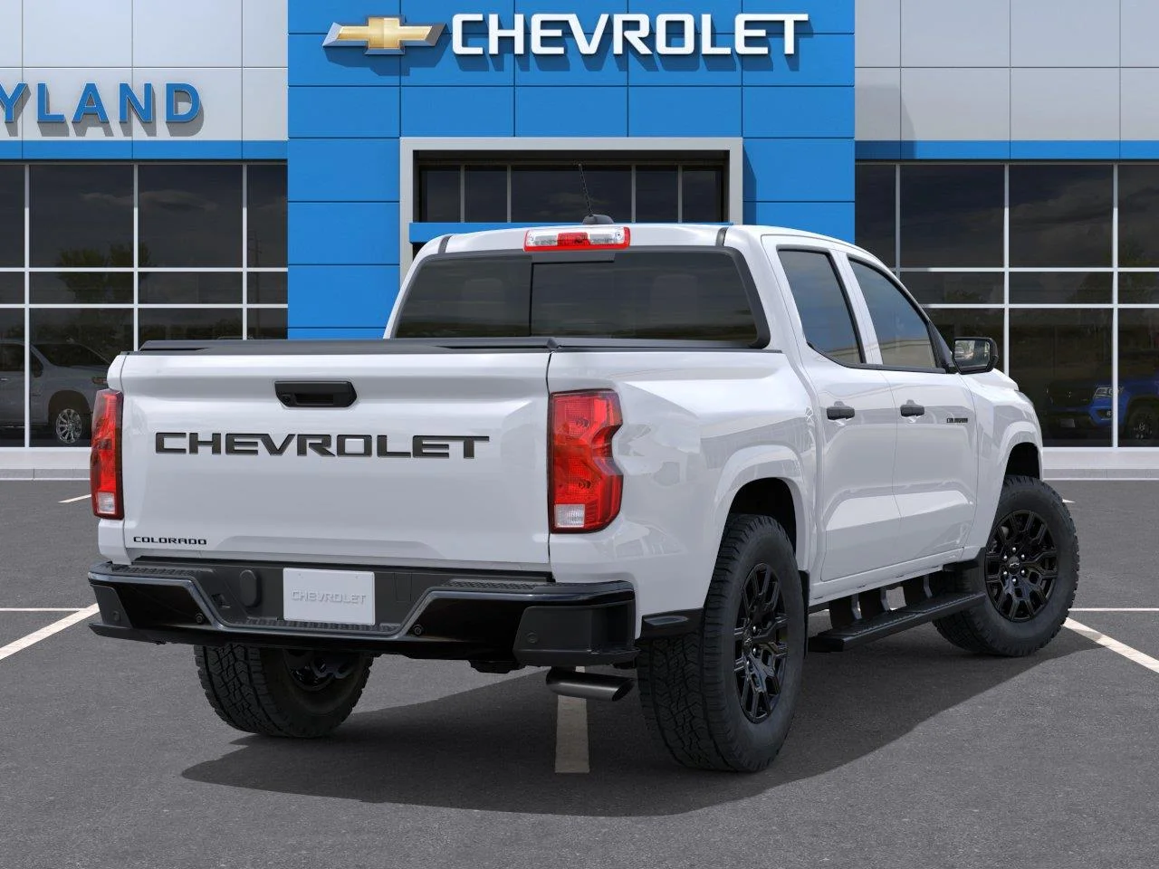 New 2026 Summit White Chevrolet WT image 4