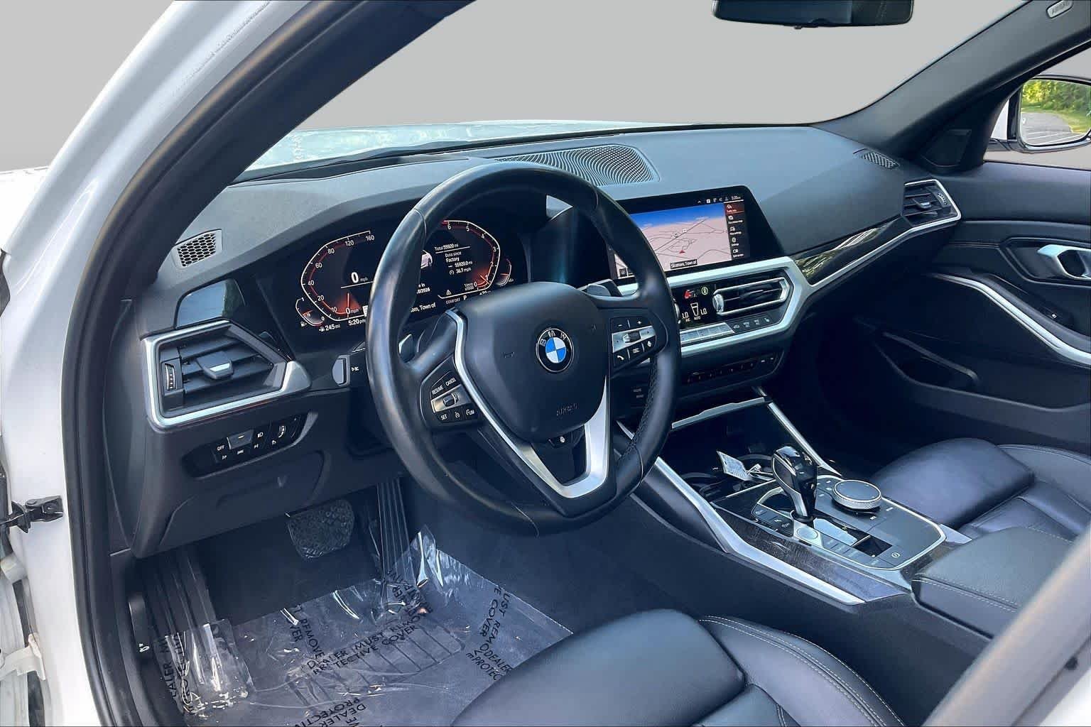 Used 2019 Alpine White BMW 330i xDrive image 17