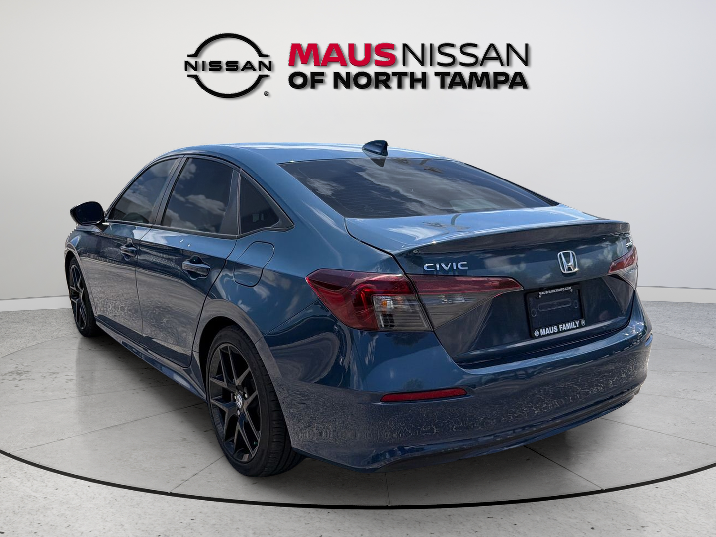Used 2025  Honda Sport image 6