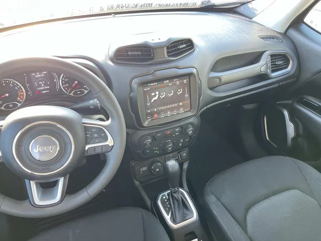 Used 2023 Black Jeep Latitude image 13