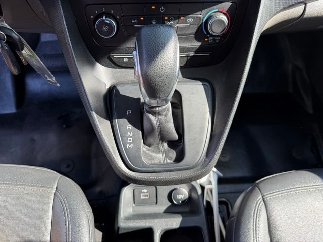 Used 2019 White Ford XL image 19