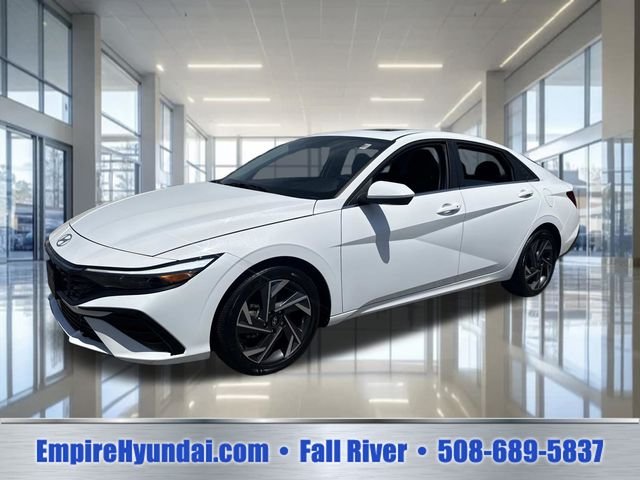 2024 Hyundai Elantra SEL - Photo 1