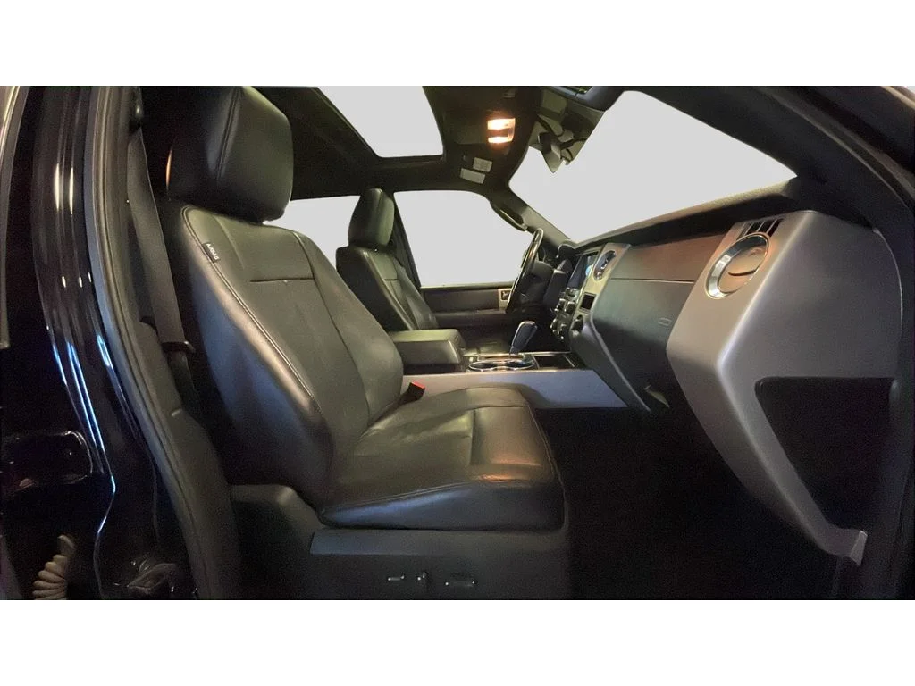 Used 2017 Shadow Black Metallic Ford Limited image 19