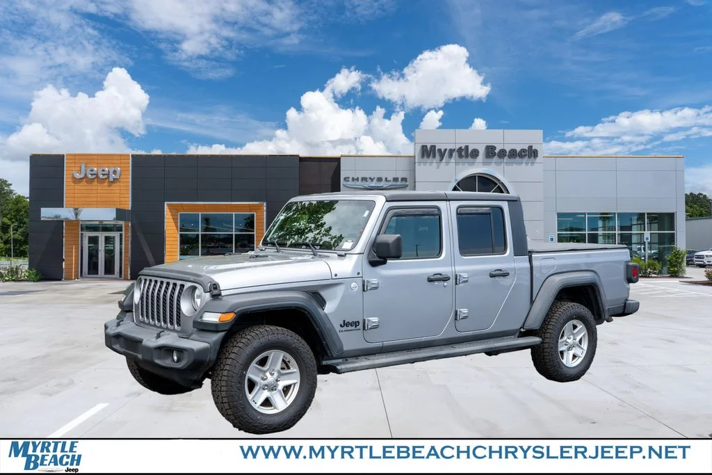 2020 Jeep Gladiator Sport S's photo