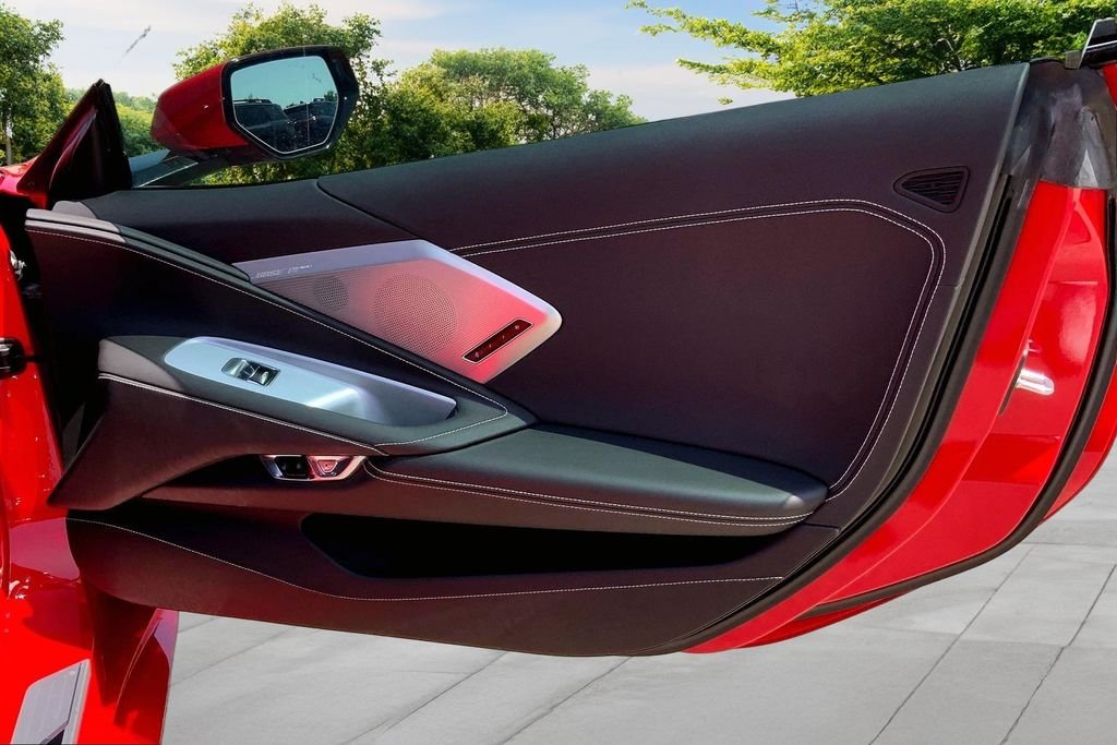 Used 2021 Red Chevrolet Stingray image 21