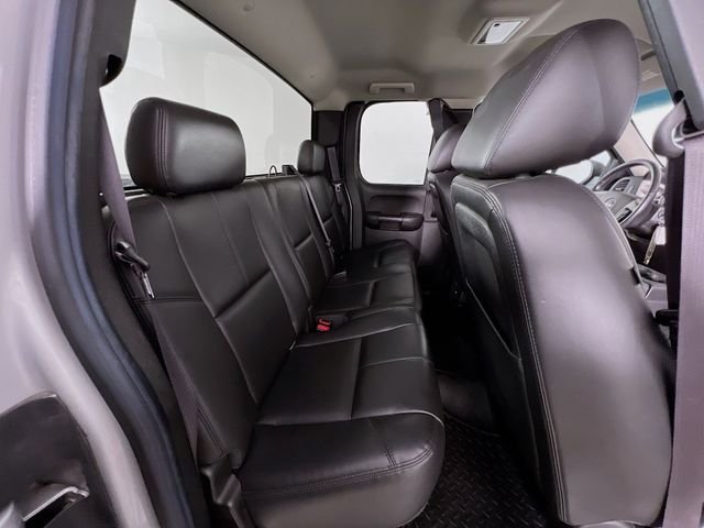 Used 2013 Silver GMC SLE image 34