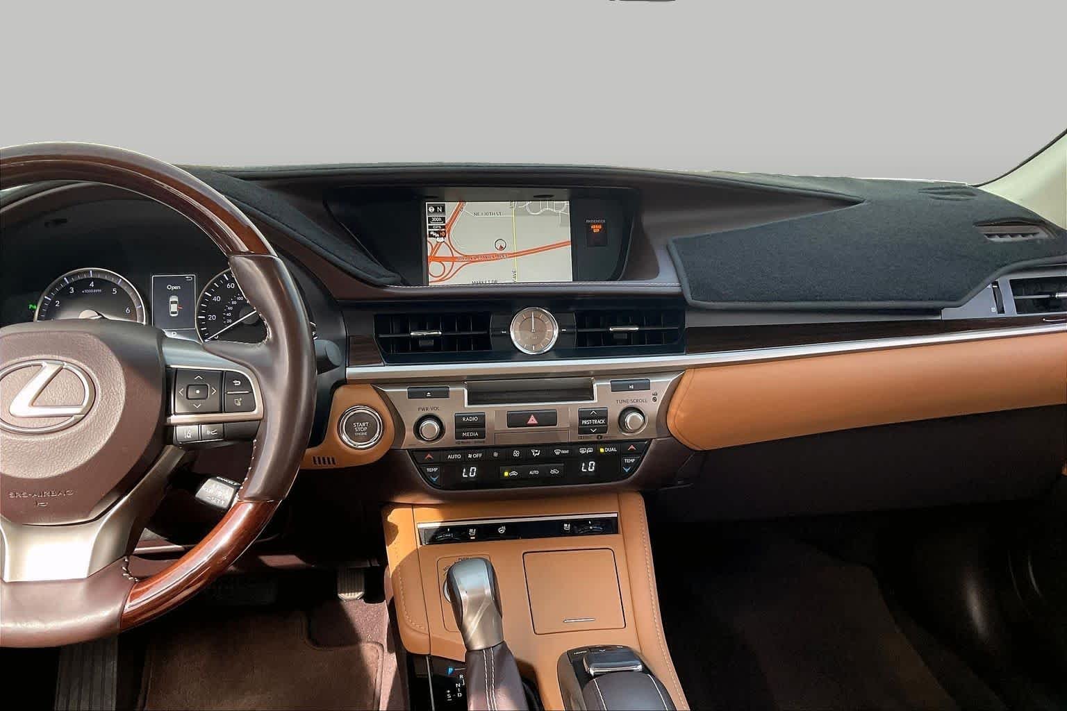 Used 2017 Atomic Silver Lexus  image 5
