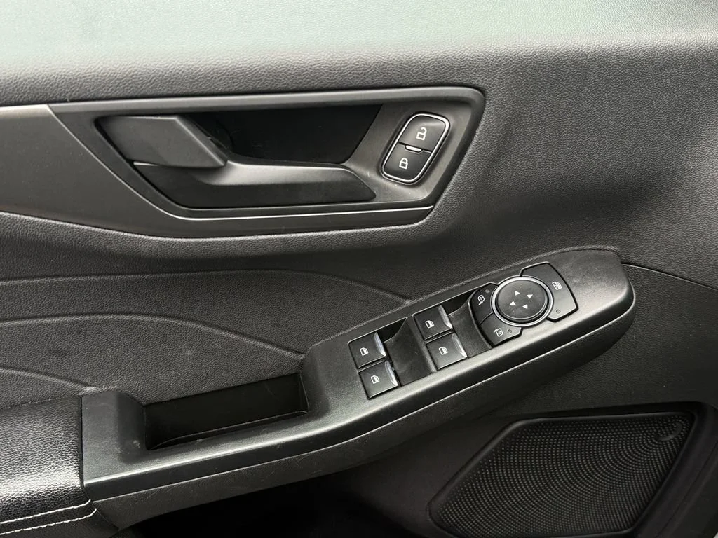 Used 2024 Gray Ford Active image 17