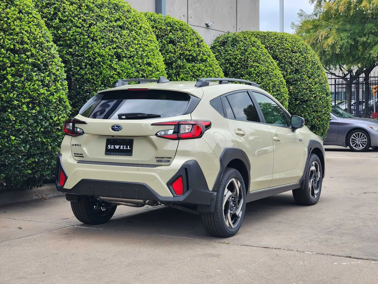 New 2026 SAND DUNE PEARL Subaru Limited Hybrid image 3