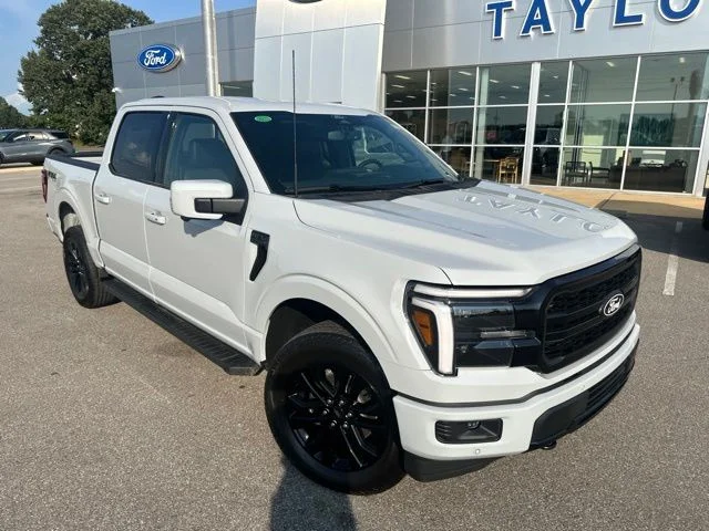 New 2026 Avalanche Ford Lariat® image 6