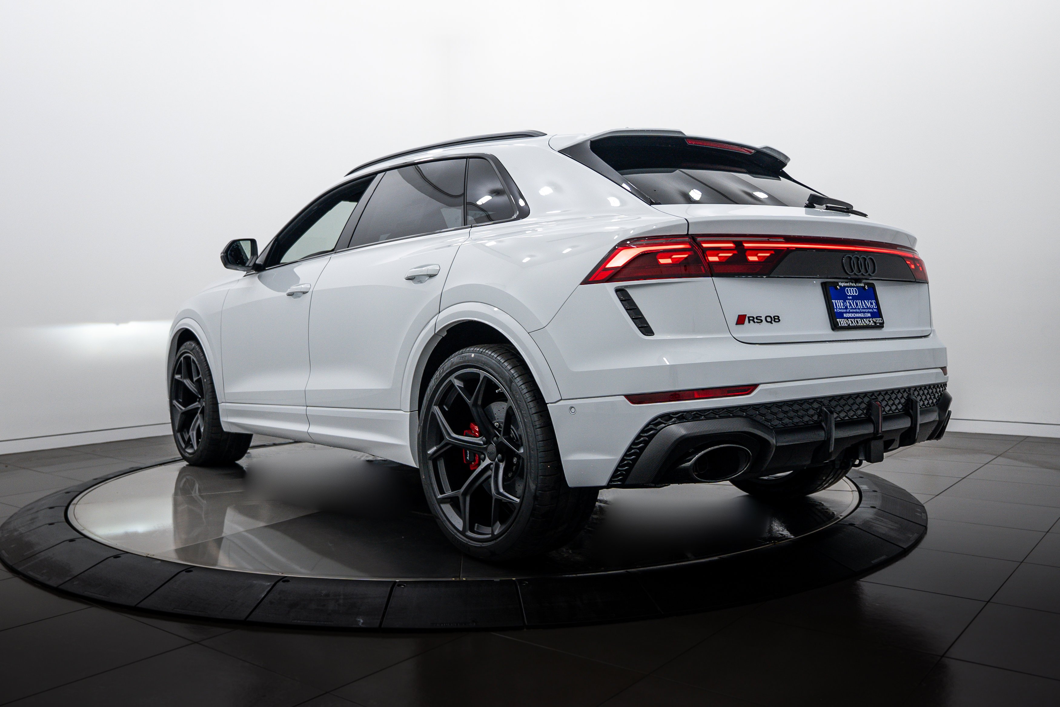 New 2026 Glacier White Audi performance image 5
