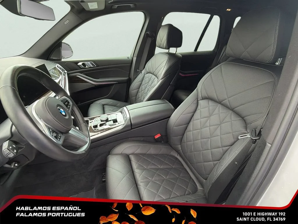 Used 2024  BMW xDrive40i image 14