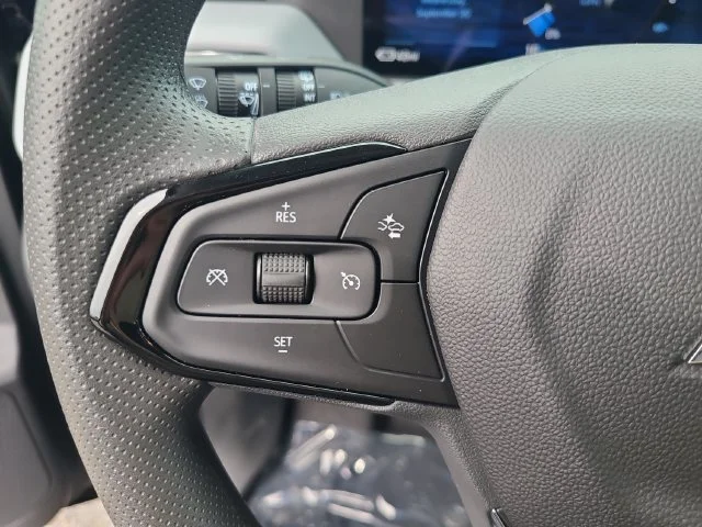 New 2027 Mosaic Black Metallic Chevrolet LT image 26