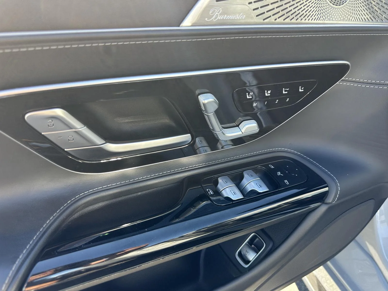 Used 2022 MANUFAKTUR Alpine Grey Mercedes-Benz AMG® SL 55 image 37