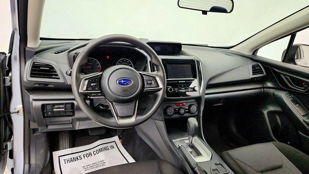 Used 2019 Ice Silver Metallic Subaru 2.0i 4-door CVT image 10
