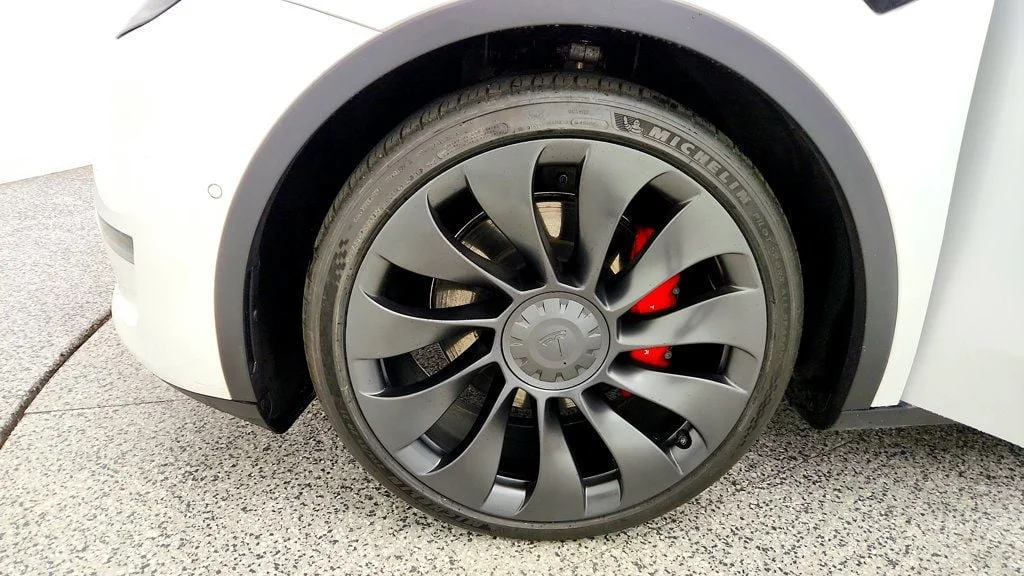 Used 2022 Pearl White Multi-Coat Tesla Performance AWD image 9